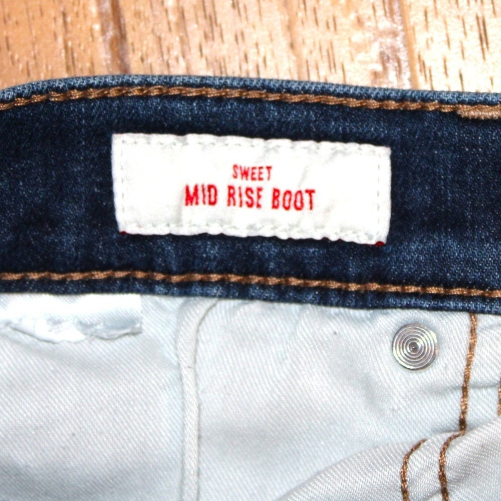 Lucky Brand Sweet Mid Rise Boot Jeans Women 14/32 R Blue Bootcut - Picture 7 of 8